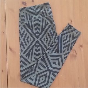 lululemon athletica Geometric Black and Gray Leggings